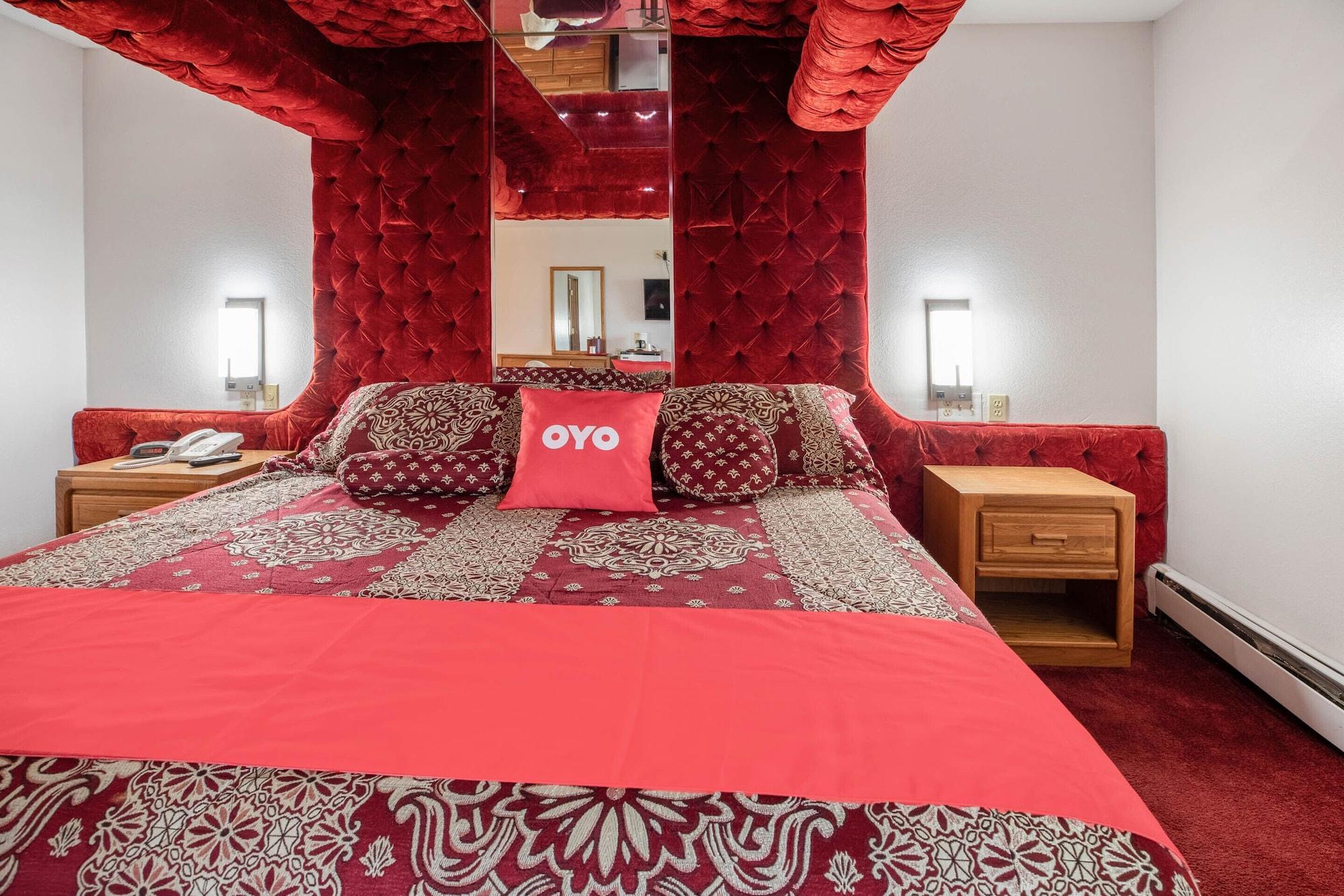 Oyo Hotel Chesaning Route 52 & Hwy 57 المظهر الخارجي الصورة