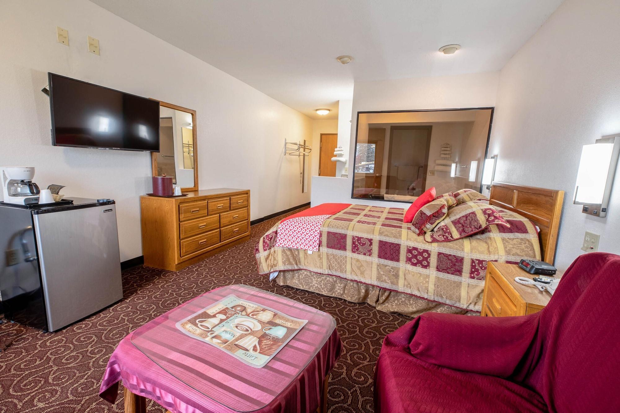 Oyo Hotel Chesaning Route 52 & Hwy 57 المظهر الخارجي الصورة